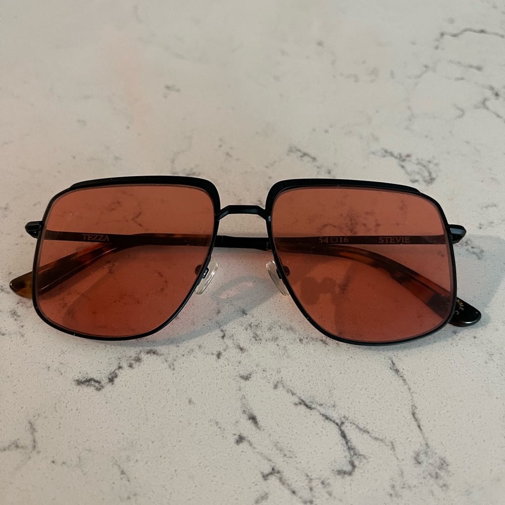 Stevie Tezza Sunglasses in Orange